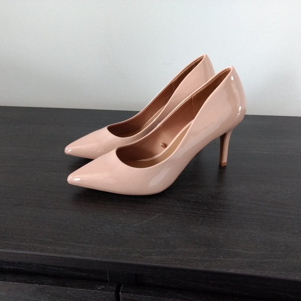 H&M Patent Shiny Faux Leather Pointed Heels